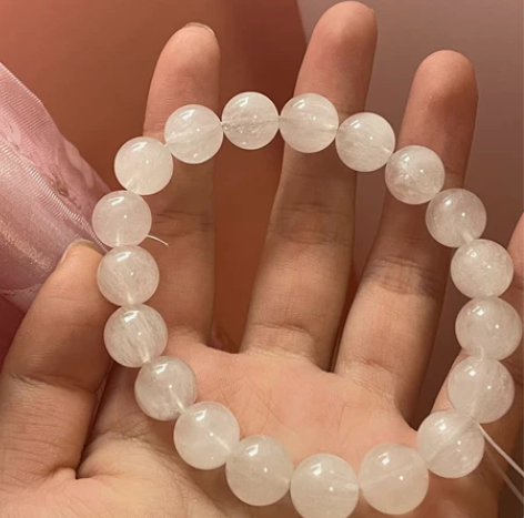 10mm白兔毛水晶手链手串 发丝很密比较顺...