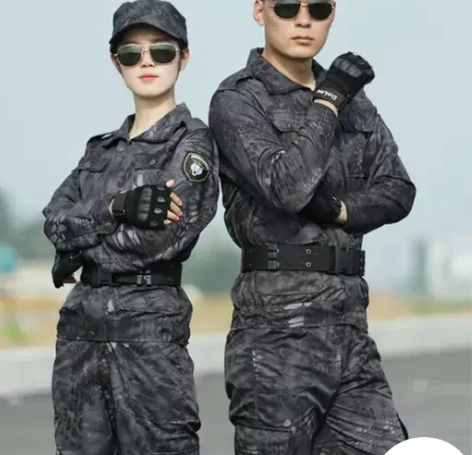 男款迷彩服,套装,全新无掉牌!XL号 感兴...