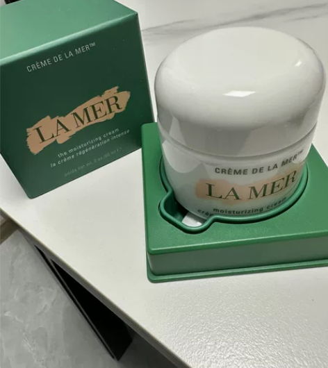刚买的面霜只用过一次不适合我的肤质 保真诚...