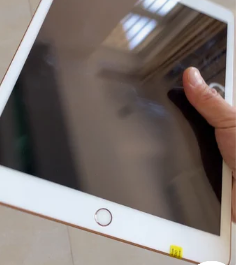 iPad 2019款 (2020年生产)...