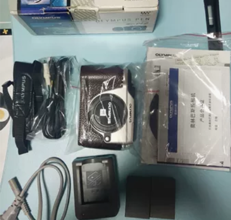 奥林巴斯e-pl2单机身，箱说均在，实体店...