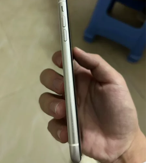 苹果11,128G国行原版原漆,自用的,电...