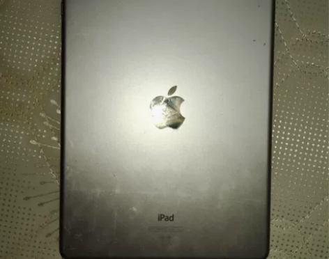 iPad Air 2平板，基本算是八九成新...