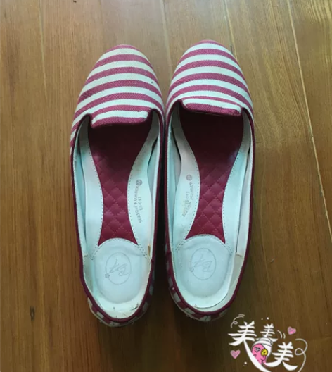 平跟单鞋 没生孩子之前买的,39码,现在穿...
