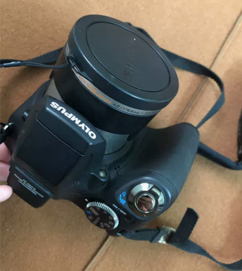奥林巴斯相机 现在很少拍了所以出掉¥900...