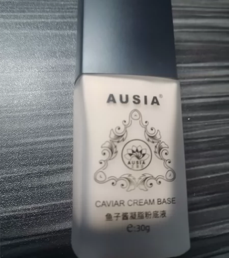 妍敷玲精华凝脂粉底 拆封未使用原价168买...