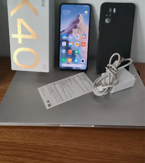 红米k40 亮黑 6+128 成色自定义9...