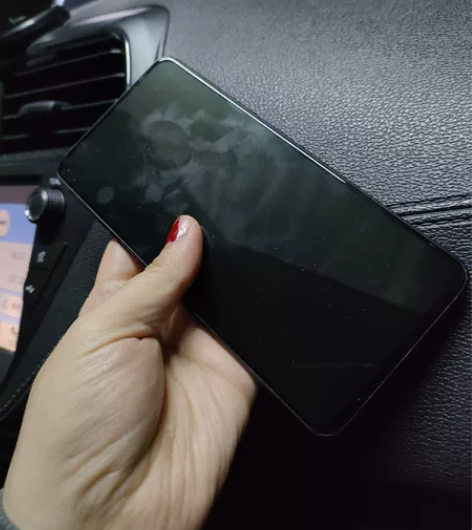 opporeno   8+128  没怎么...
