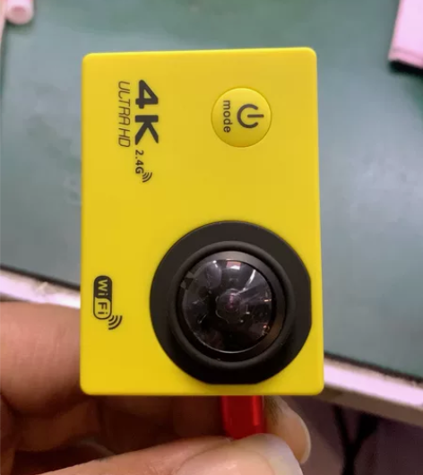 4k运动相机,可以插卡,支持无线连接,一共...