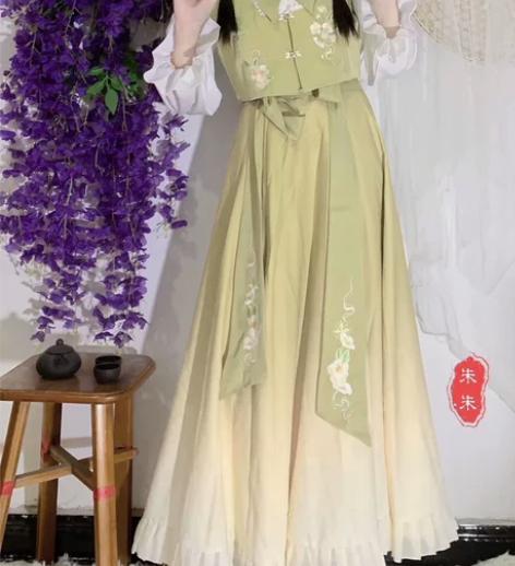 妃亦坊原创汉服家的！m码！仅拍照！很适合日...