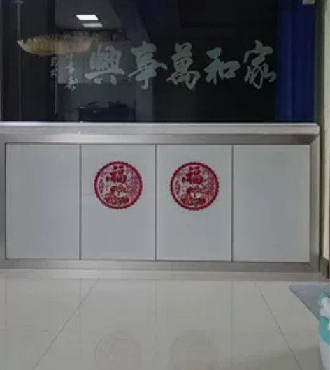 1.8*50，带整缸滤材，智能电子插排，杀...
