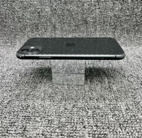 iPhone 11国行128g黑色,成色看...
