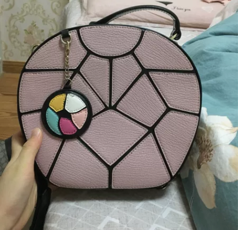 女包，单肩包，斜挎包，意尔康的。新旧程度如...