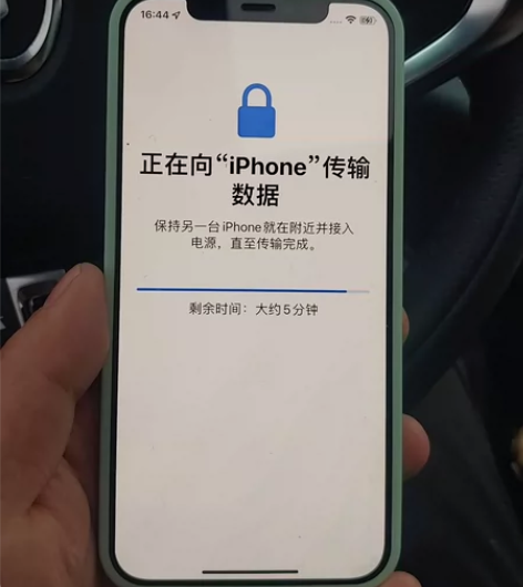 iPhone 12绿色国行128女士一手机...