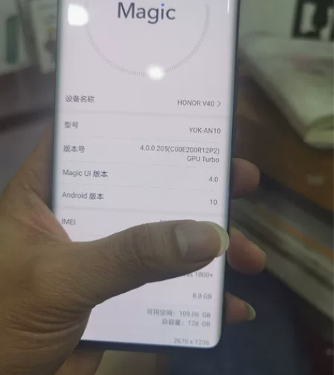 荣耀V40 8＋128黑色，换过后壳成色好...