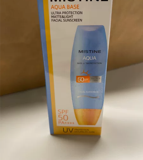 Mistine小黄帽防晒50ml,现出售一...