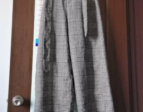 zara女士休闲裤,尺码160/62A,裤...