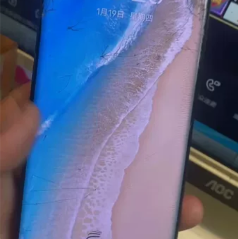 vivox80 8+256 正面后面碎掉...