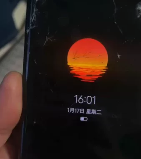 vivox80 8+256 战损版本 外...