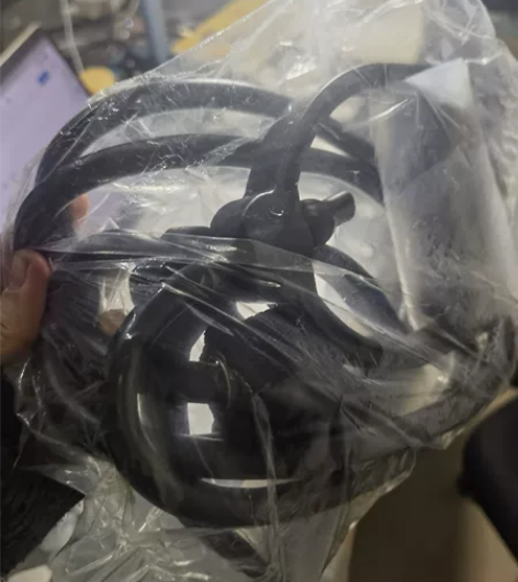 脚蹬拉力器，两套，闲置处理，一套甚至没开封...