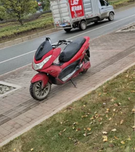 已上牌,只出本地,小刀电动车,改锂电72v...
