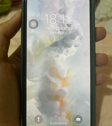 一台自用美版无锁iphonex,无维修,无...