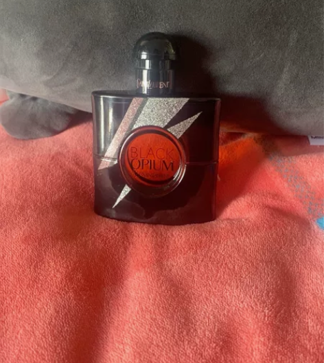 圣罗兰黑鸦片香水50ml,没有用过几次,太...