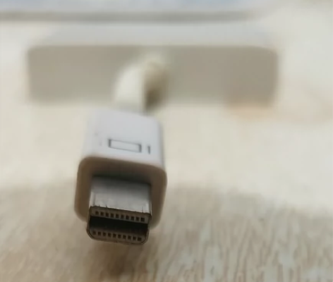 闲置电脑，投影仪接口转换器，拓展坞，出给有...
