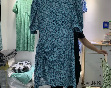 福利清仓抽绳泡泡袖碎花连衣裙女夏韩版法式减...
