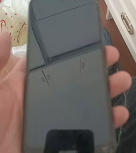 华为畅享9e 3加64 无拆修 外观...