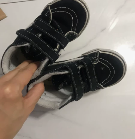 vans童鞋,8码13cm,购于专柜,鞋盒...