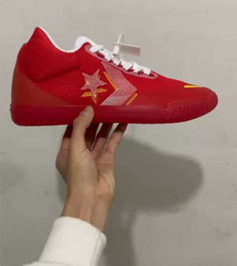 过年了喜庆,这个匡威系列的所有篮球鞋都有货...