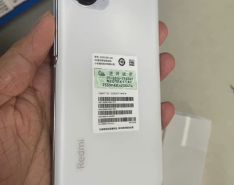 红米K40系列，全国联保，99新带包装配件...
