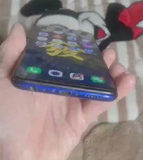 vivoz5x 内容6+12867成新,全...
