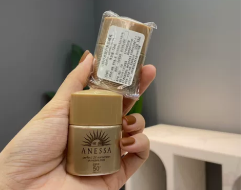 安耐晒防晒小样 12ml 安耐晒 小样秒杀...