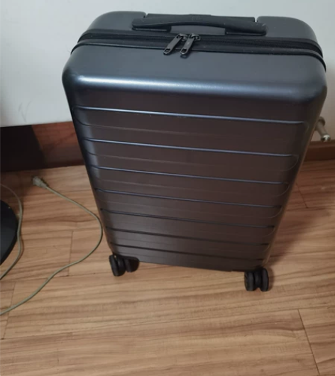 小米90分旅行箱行李箱,20寸登机箱,只用...