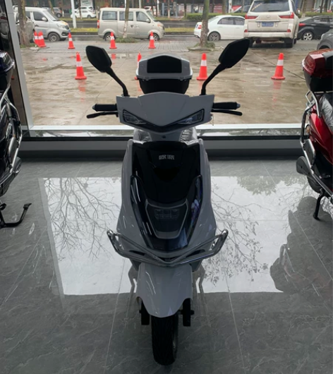 欧派电动车，厂家仓库直销，飞鹰72V20A...