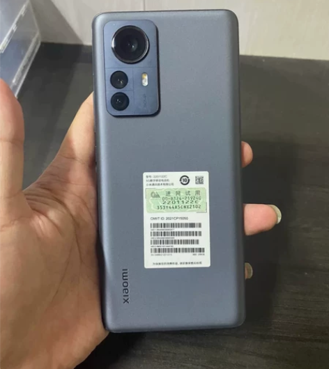 小米 12 Pro骁龙版本运行内存:8GB...