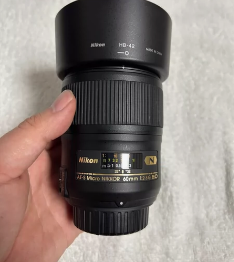 尼康af-s60 2.8g镜头99新 外观...
