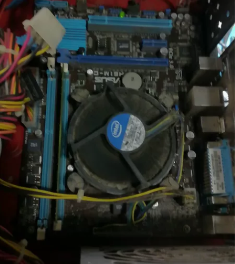 10片Asus华硕H61M-C主板 主板已...