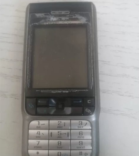 Nokia/诺基亚  能开机   电池不行...