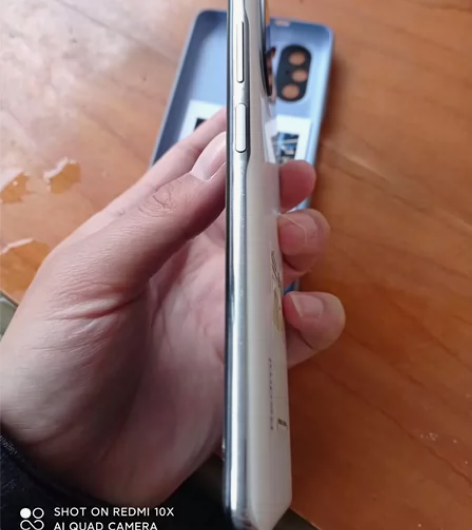 红米k40，8+128，全原，无拆无修，账...