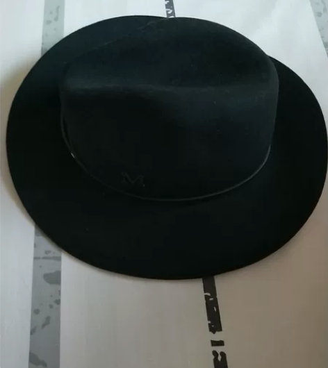 全新羊毛礼帽，从未使用过，一直在家闲置， ...