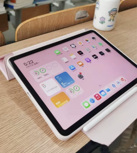 工作室解散,带笔一起出128g内存ipad...