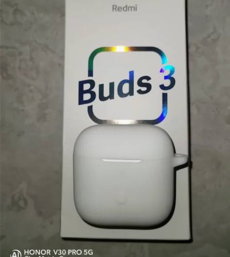 小米Redmi Buds3真无线蓝牙耳机。...