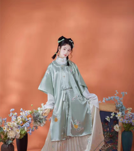 包邮全新汉服M码，不带中衣两件套 原版中衣...