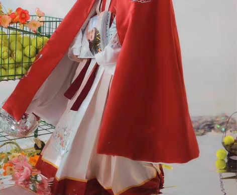 包邮耀春 林间鹿原创拜年汉服斗篷女长款刺绣...