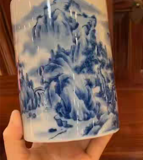 包邮柴窑山水笔筒 高13.5口径10.0。...
