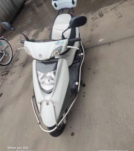 15年雅马哈  公里数10800km懂得来...