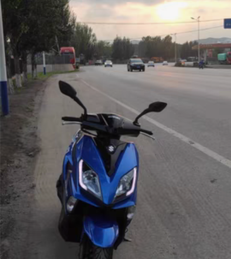 铃木踏板车,铃木UY125,网红神车,20...